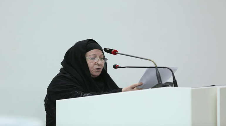 الدكتورة زينب محمد عيسى 